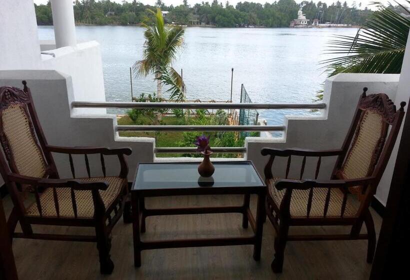 Пансион Villa River View