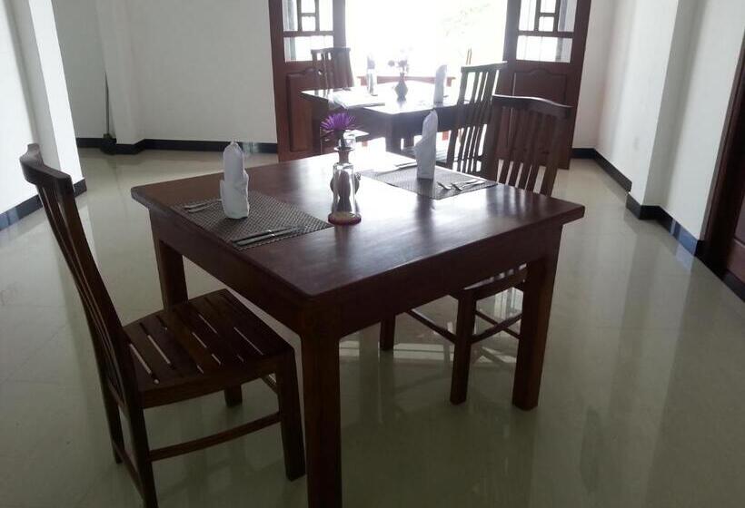 بنسيون Villa River View