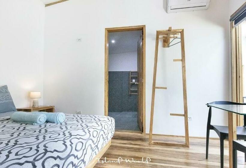 استراحتگاه Island World Panglao