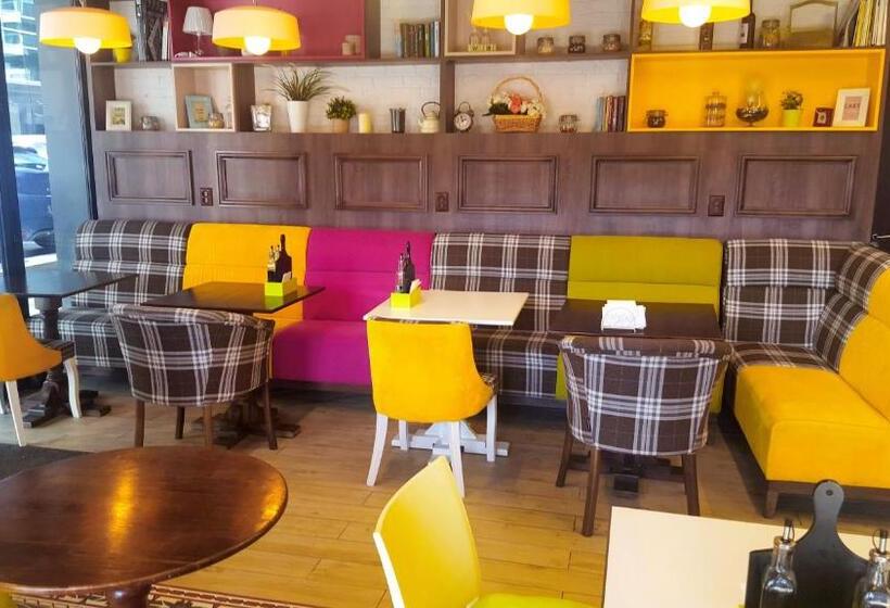 Upground Residence Apartments