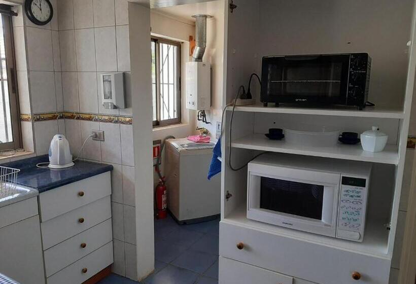 ベッドアンドブレックファースト Calfu Lodge