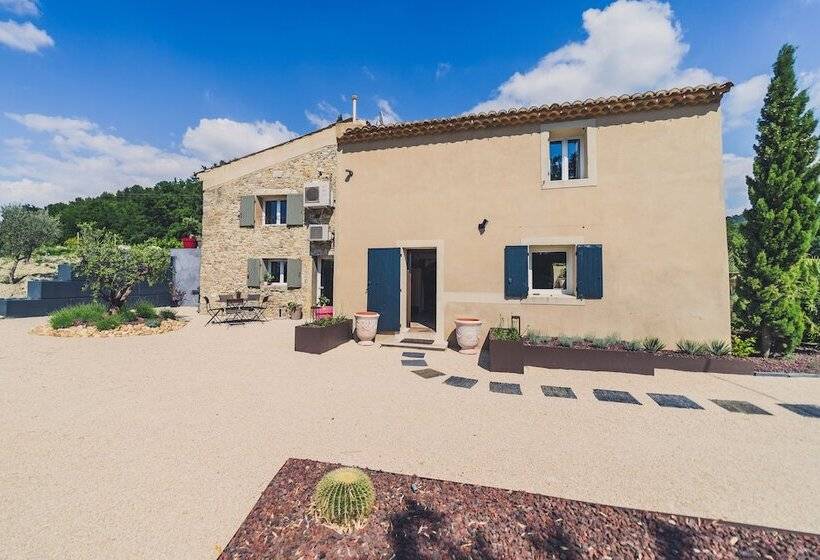 ベッドアンドブレックファースト Maison Sadina