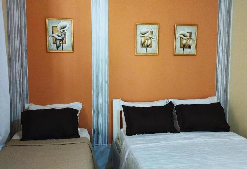 تختخواب و صبحانه Pousada Hibisco