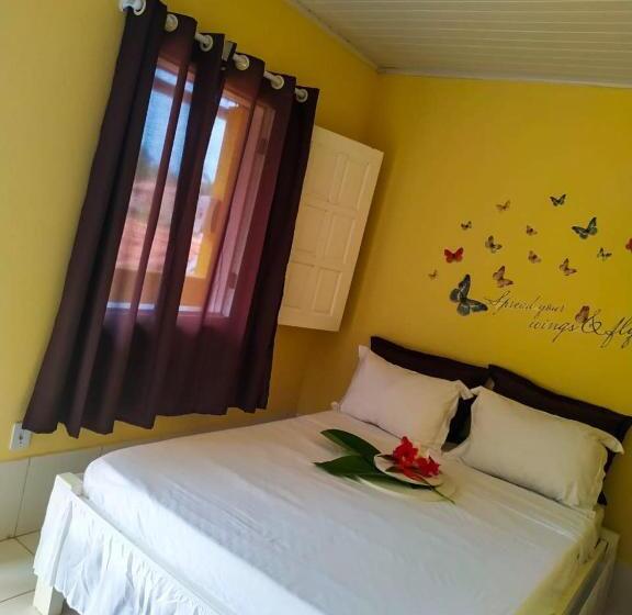 تختخواب و صبحانه Pousada Hibisco