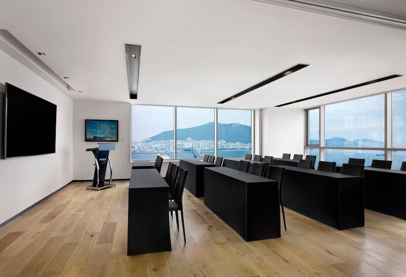 호텔 Fairfield By Marriott Busan Songdo Beach