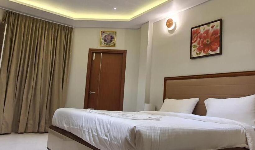 בית מלון כפרי Friday Inn