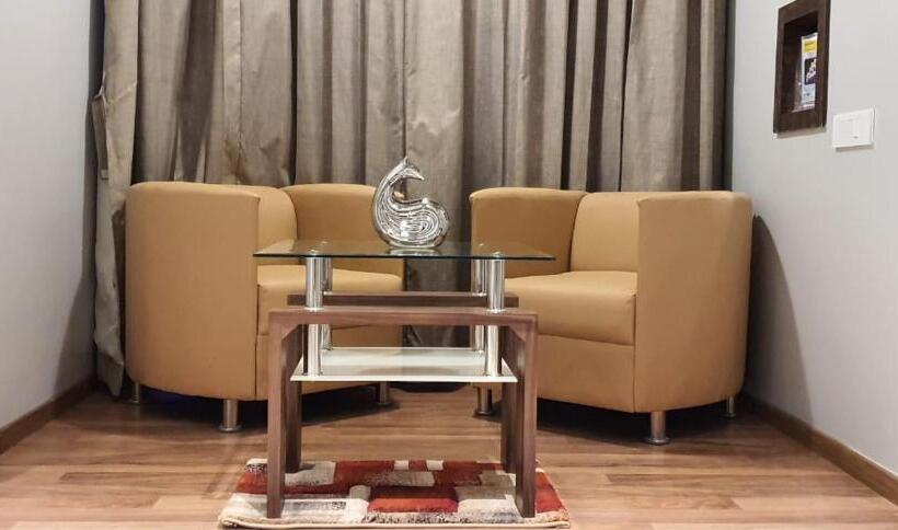 בית מלון כפרי Friday Inn