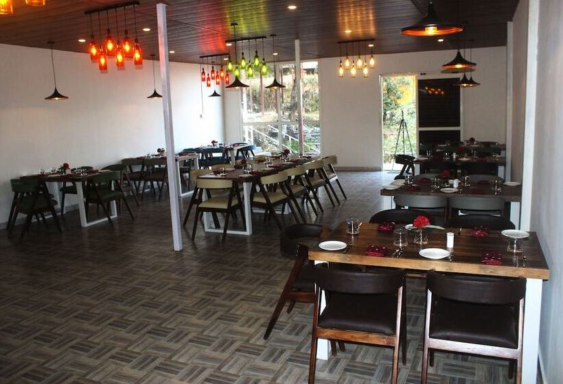 ホテル Genx The Gateway Dalhousie