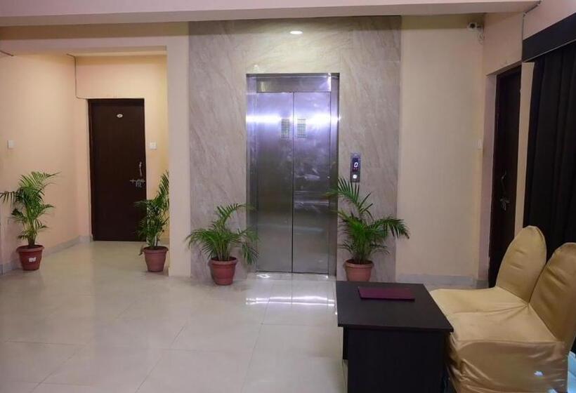 فندق Grand Resort