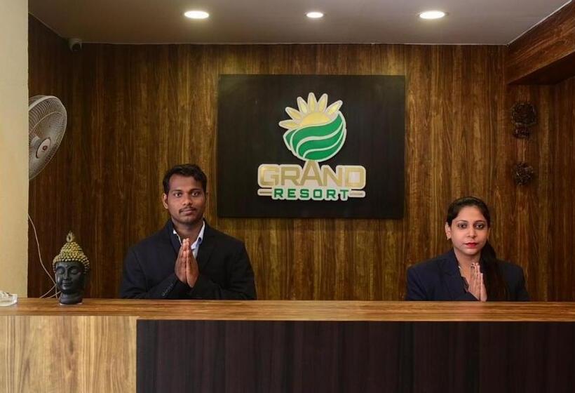 فندق Grand Resort