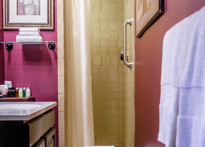 فندق Kalamazoo House