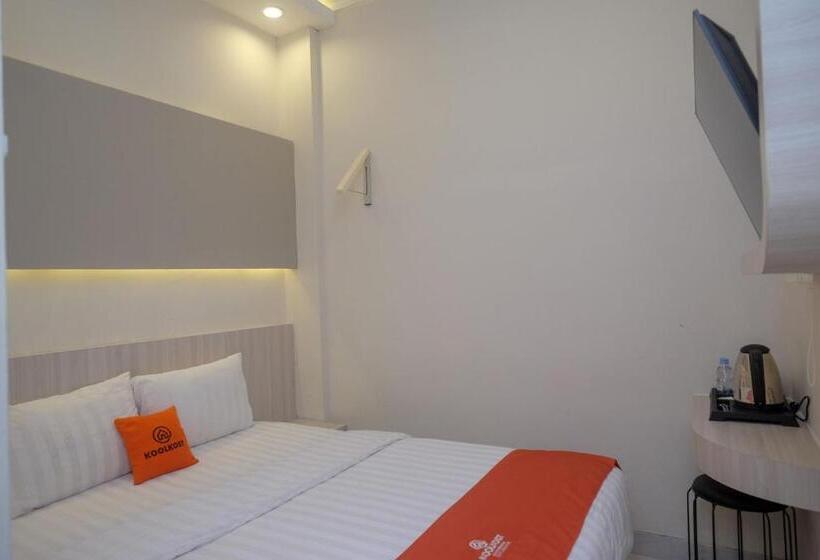 Отель Koolkost Syariah At Ir Soekarno Solo Baru