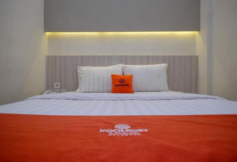 Отель Koolkost Syariah At Ir Soekarno Solo Baru