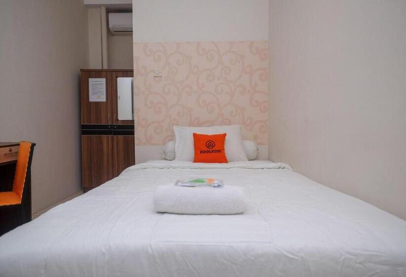 Отель Koolkost Syariah At Ir Soekarno Solo Baru