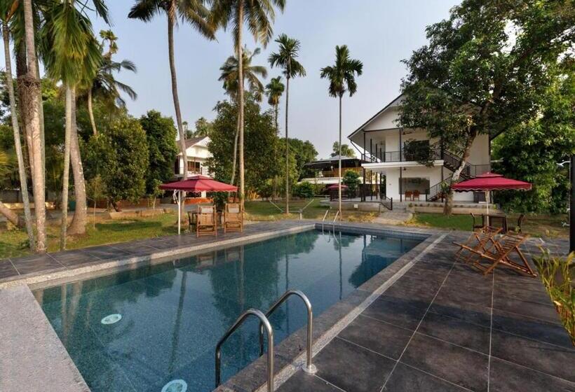 هتل Lhasa Ayurveda And Wellness Resort   A Blusalzz Collection, Kochi, Kerala