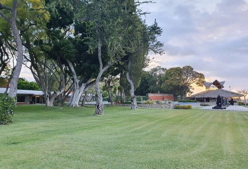 فندق Nimue Marina Residence