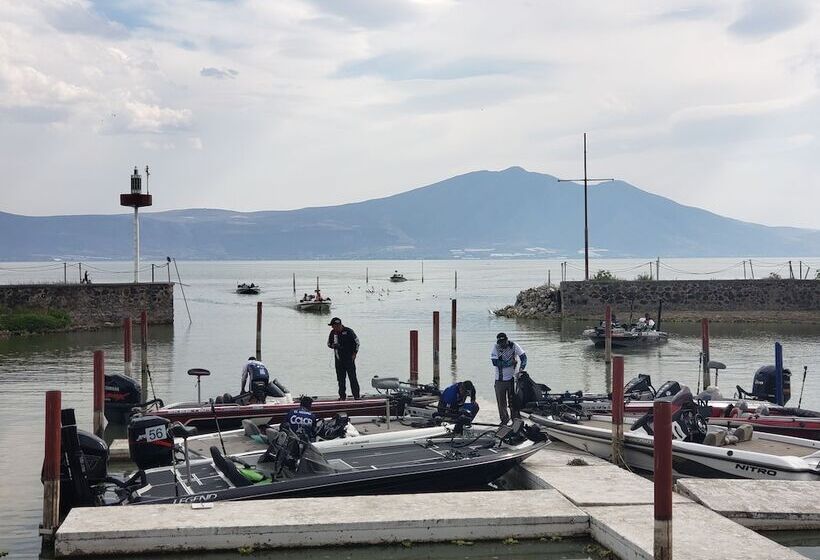 فندق Nimue Marina Residence