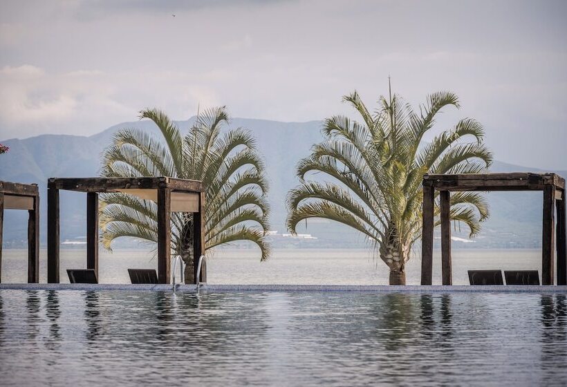 فندق Nimue Marina Residence