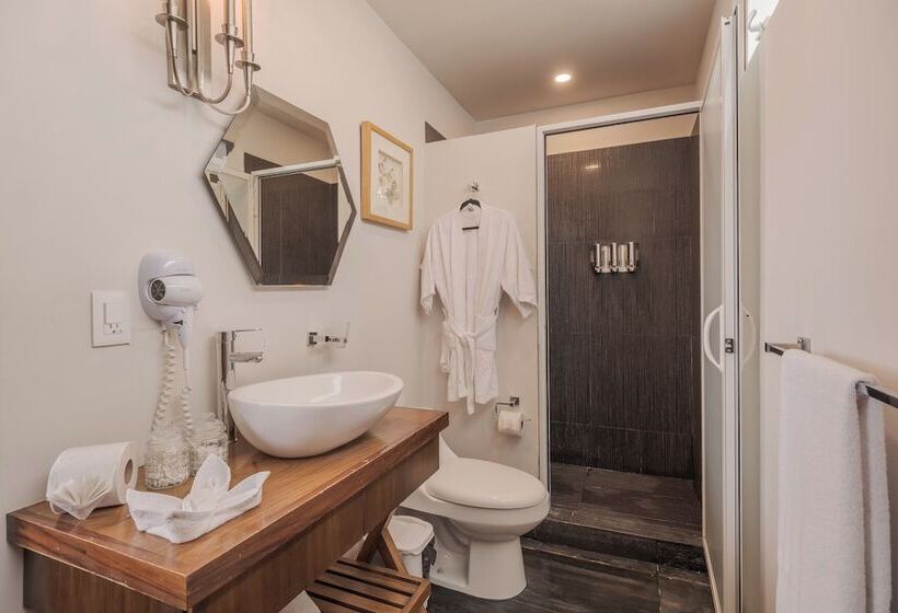 فندق Nimue Marina Residence