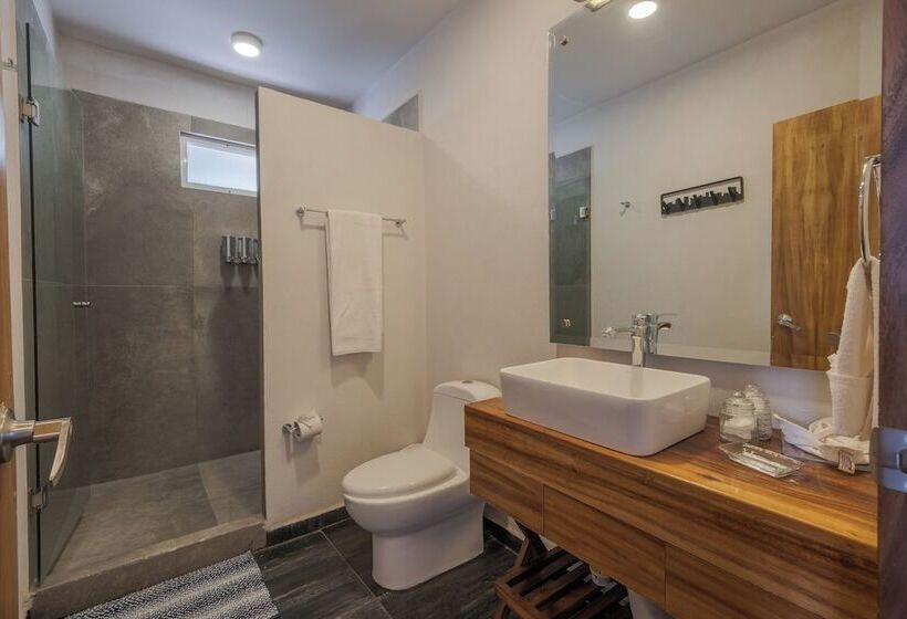 فندق Nimue Marina Residence