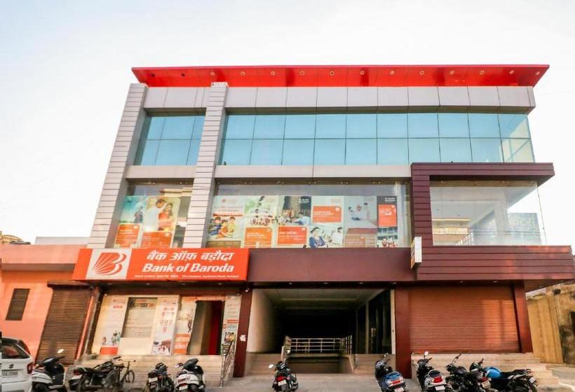 Hotel Oyo 76431 Radhe Radhe Guest House