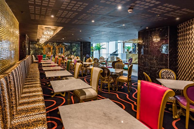 Отель Sky, Sandton