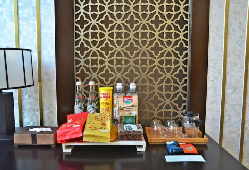 ホテル Slender West Lake Hot Spring Resort