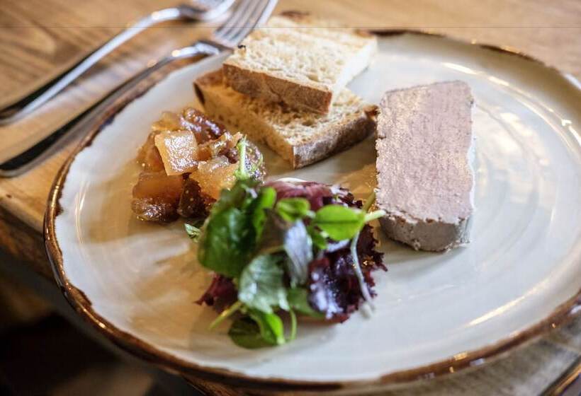 בית מלון כפרי The White Hart