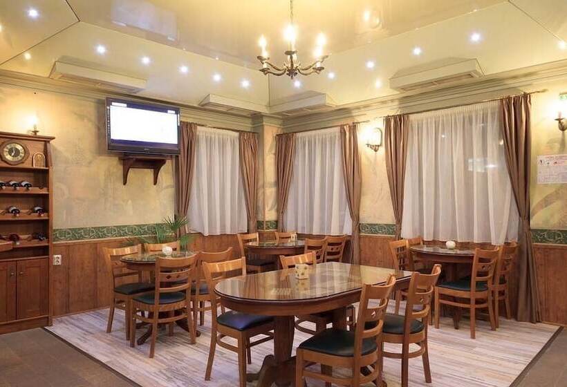 هتل Tsarevets Design And Spa