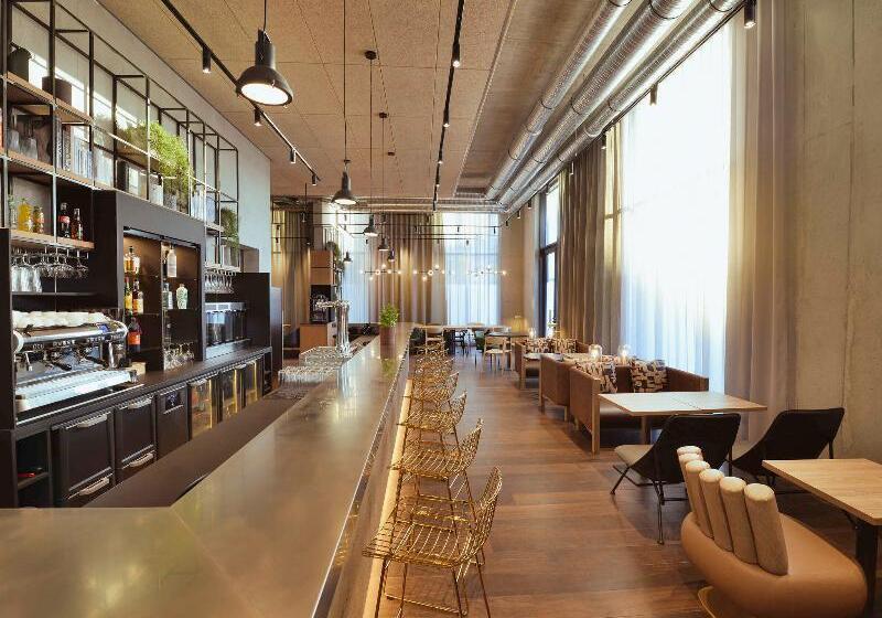 Novotel Annemasse Centre  Porte De Genève