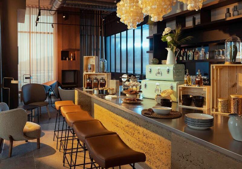 Novotel Annemasse Centre  Porte De Genève