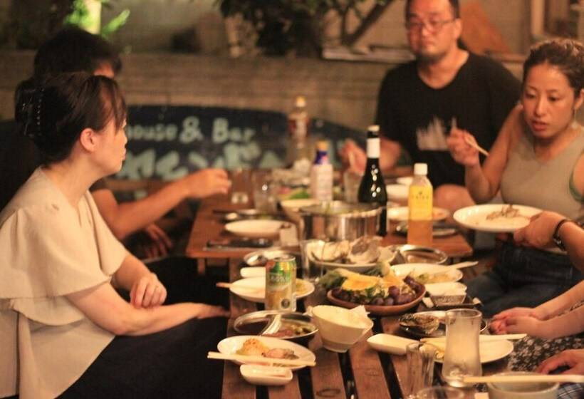 بنسيون Guest House & Bar Diamond Head