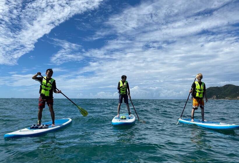 بنسيون Guest House & Bar Diamond Head