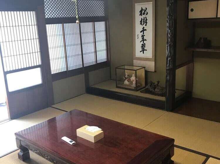 بنسيون Guest House & Bar Diamond Head