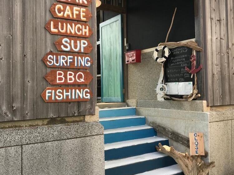 بنسيون Guest House & Bar Diamond Head