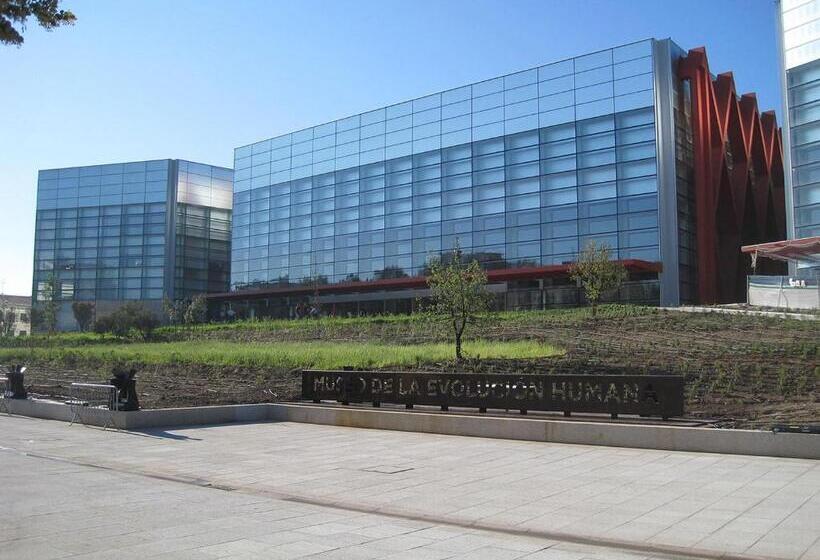 پانسیون Hostal Boreal Mistral