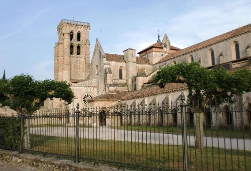 پانسیون Hostal Boreal Mistral