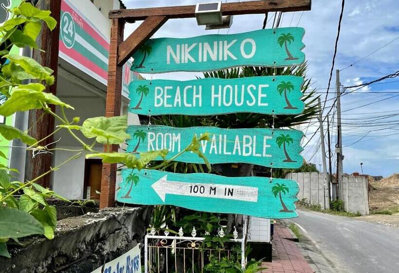 펜션 Nikiniko Beach House By Lolavillas   100mts To The Beach