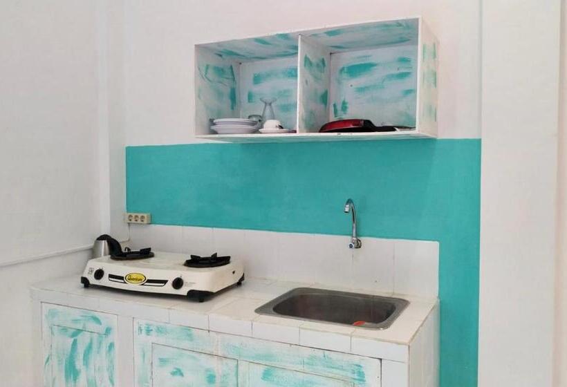 펜션 Nikiniko Beach House By Lolavillas   100mts To The Beach