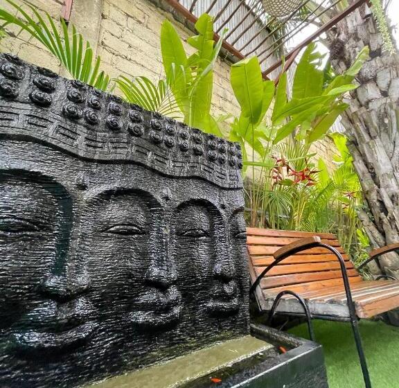 펜션 Nikiniko Beach House By Lolavillas   100mts To The Beach