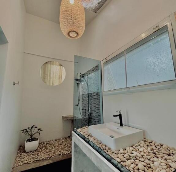 استراحتگاه Baan Koh Mak
