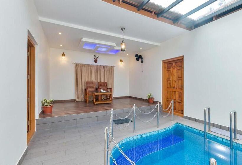 Курорт Stayvista At Serene Valley With Bonfire & Badminton