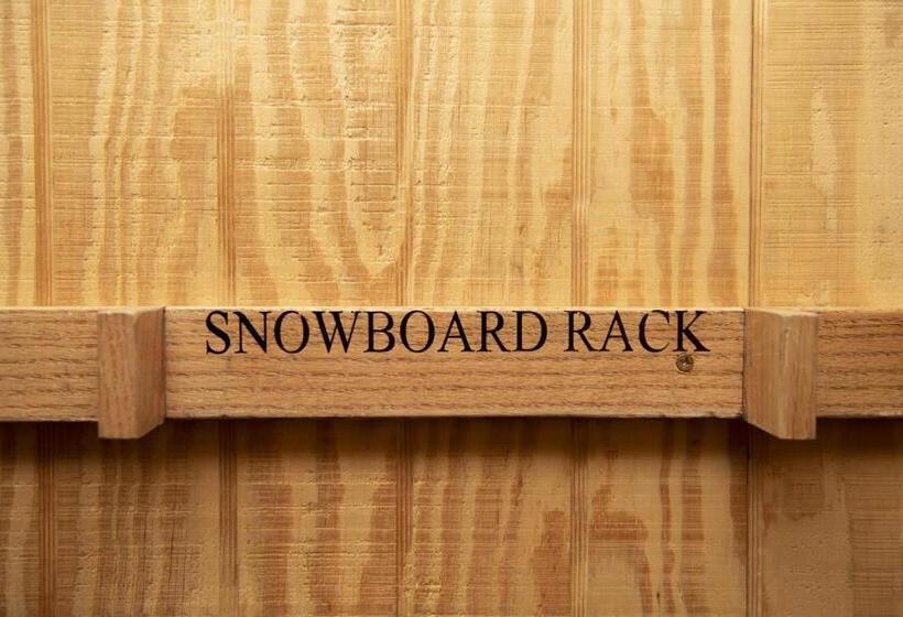 Stroll To Slopes, Village Area, Ski In Out Mtlodge 236