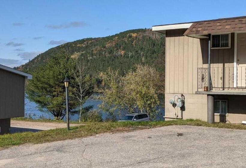 Valois Motel & Restaurant