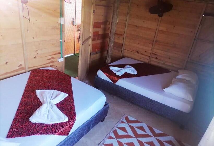 הוסטל Posada Chikiluky Bar