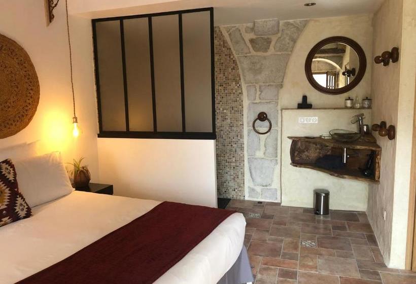 Bed and Breakfast Maison Lapopie Chambres Et Gîte