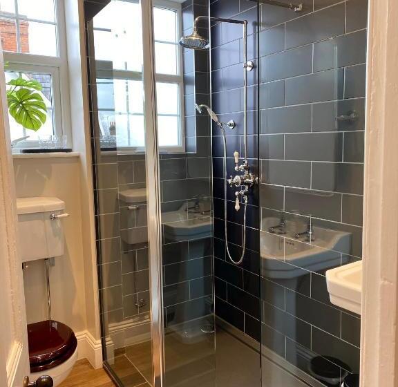 Bed and Breakfast No 22