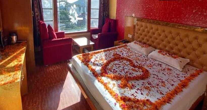 هتل Goroomgo King Palace Shimla