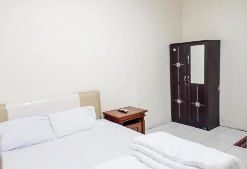 호텔 Agnes Residence Near Blok M Mitra Reddoorz