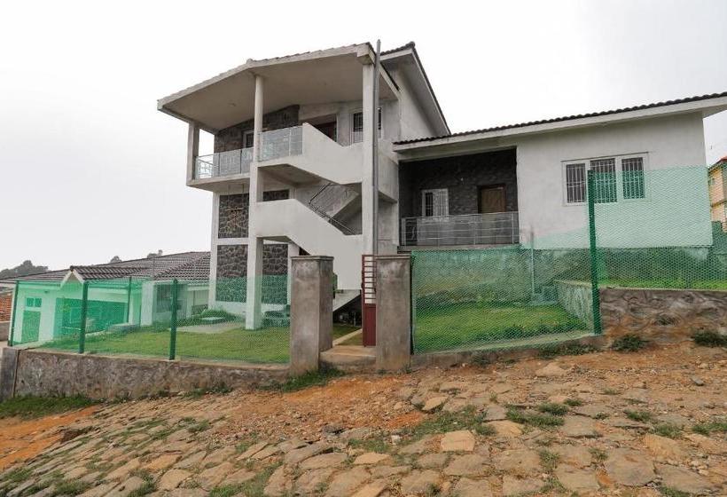 호텔 Capital O 76811 Lakuari Planet